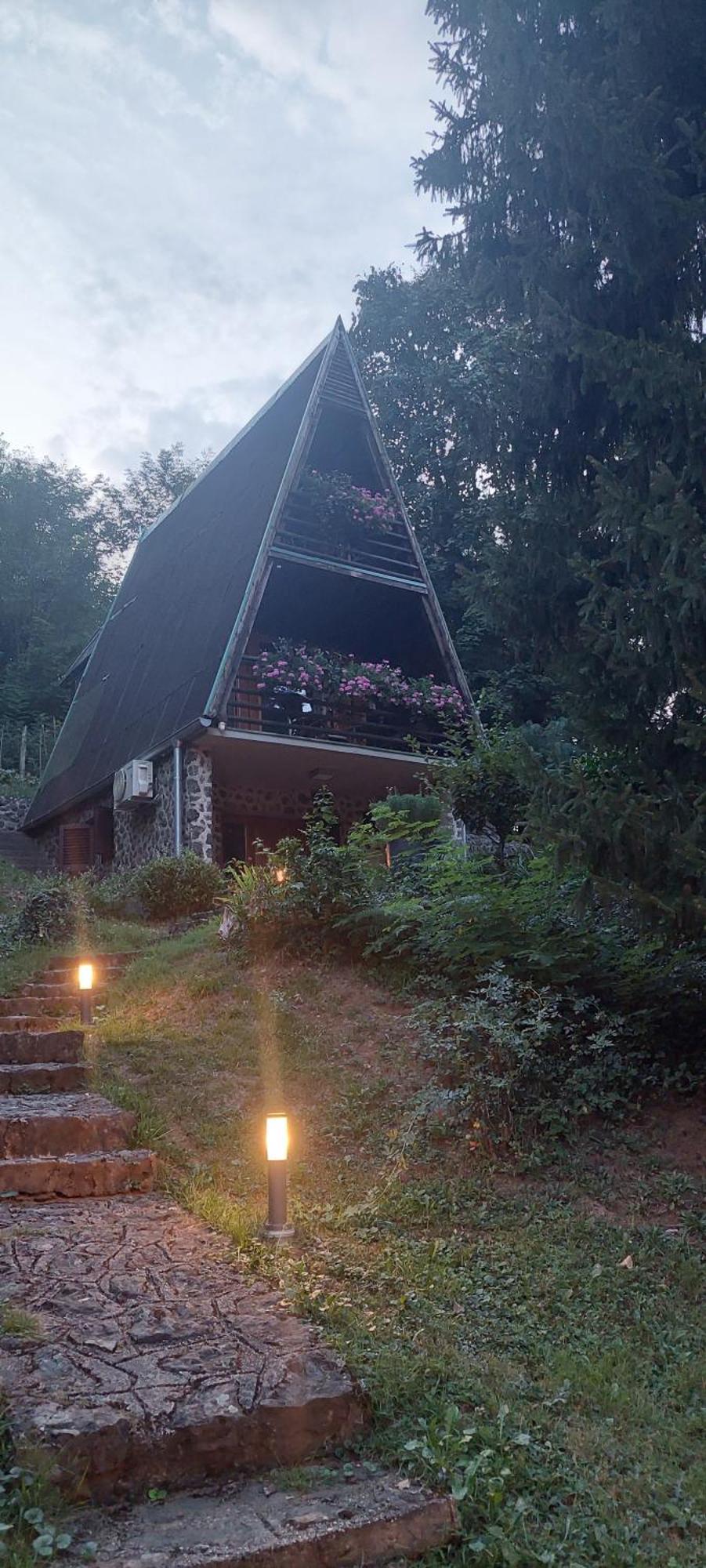 Holiday Home Dragonfly River House On Korana Near Plitvice And Mreznica Barilovic 外观 照片